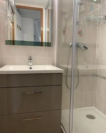 דירה Charmant 2 Chambres Pour 6 Personnes Avec Piscine, Proche Plage Et Commerces - Cap D'agde - Ref: Eur 137h